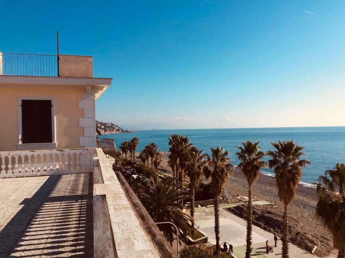Una finestra sul mare Cogoleto Exterior foto